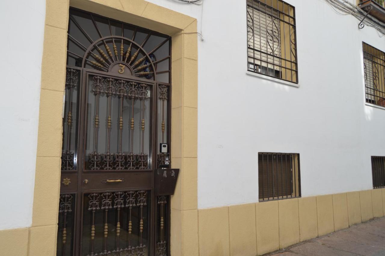 Puerta Sevilla Parking Gratis Córdoba Exterior foto